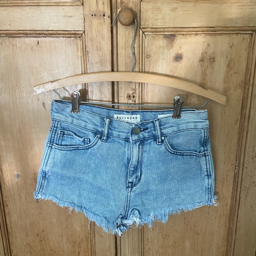 Bullhead PacSun high rise denim shorts, size 25”